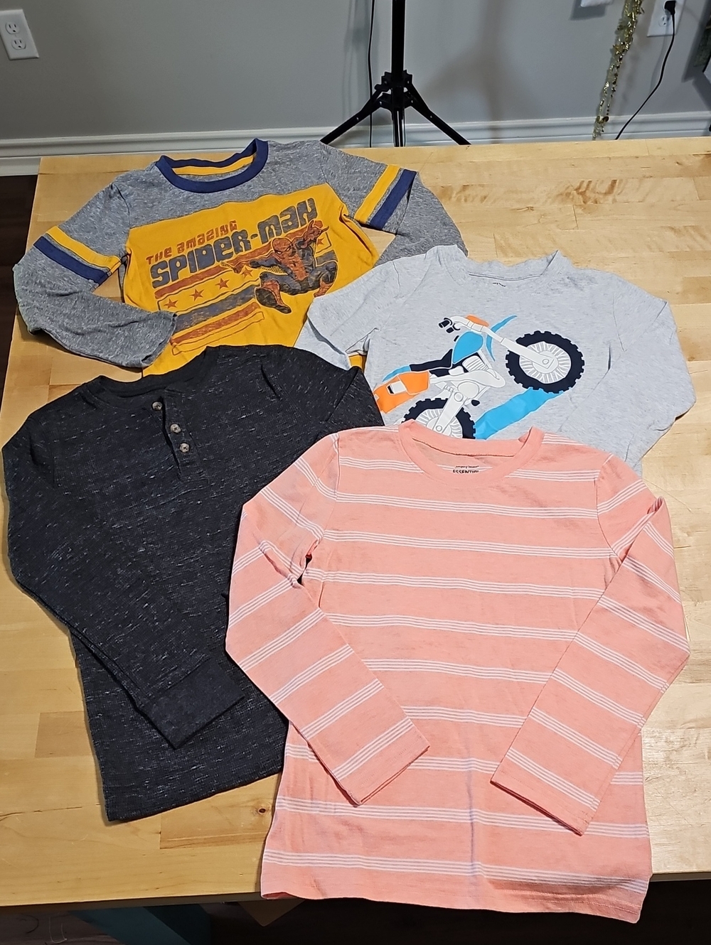 Boys Size 7 Long Sleeve Shirt Lot of 4